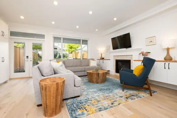 308 East 9th Street, North Vancouver For Sale - image 3