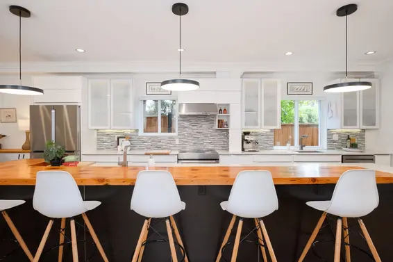 308 East 9th Street, North Vancouver For Sale - image 6