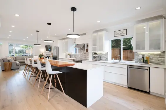 308 East 9th Street, North Vancouver For Sale - image 7