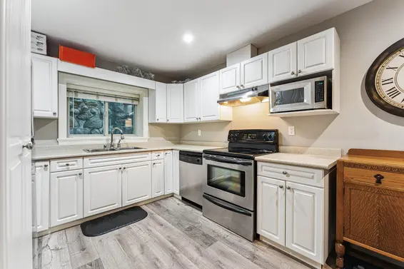 3512 Calder Avenue, North Vancouver For Sale - image 29