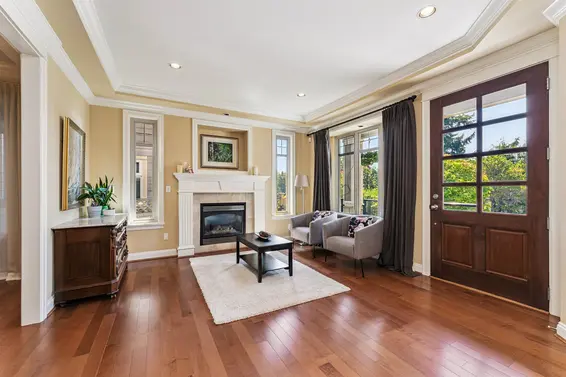 3512 Calder Avenue, North Vancouver For Sale - image 3