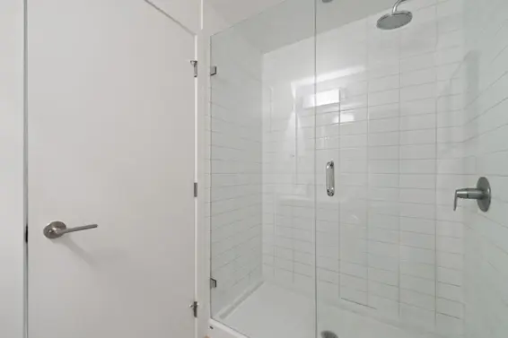 206 725 Marine Drive, North Vancouver For Sale - image 25