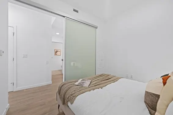 206 725 Marine Drive, North Vancouver For Sale - image 30