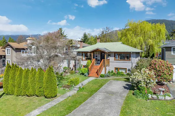 430 West Kings Road, North Vancouver