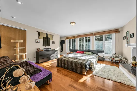 4621 Woodburn Place, West Vancouver For Sale - image 15