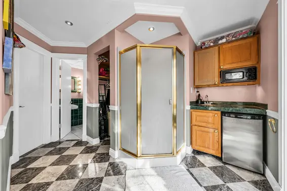 4621 Woodburn Place, West Vancouver For Sale - image 17