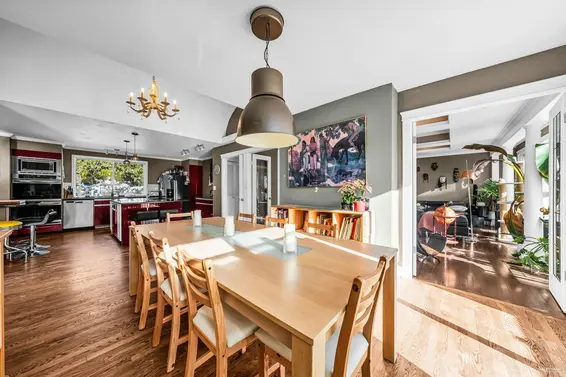 4621 Woodburn Place, West Vancouver For Sale - image 6