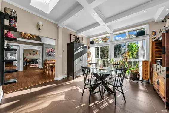 4621 Woodburn Place, West Vancouver For Sale - image 9