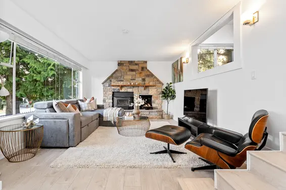 800 Calverhall Street, North Vancouver