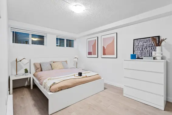 800 Calverhall Street, North Vancouver For Sale - image 19