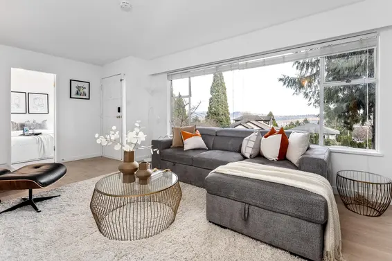 800 Calverhall Street, North Vancouver For Sale - image 25