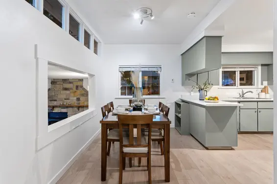 800 Calverhall Street, North Vancouver For Sale - image 30