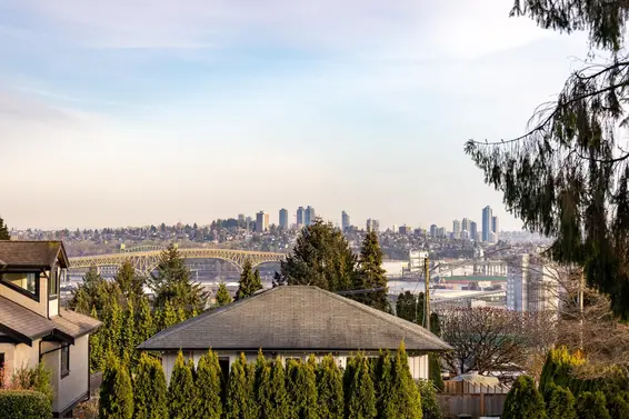 800 Calverhall Street, North Vancouver For Sale - image 39