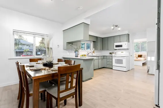 800 Calverhall Street, North Vancouver For Sale - image 4