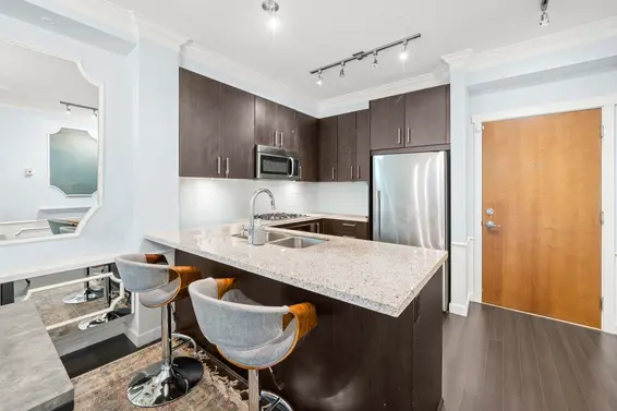 127 119 West 22nd Street, North Vancouver For Sale - image 3