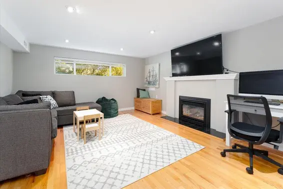 799 Plymouth Drive, North Vancouver For Sale - image 19