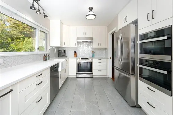799 Plymouth Drive, North Vancouver For Sale - image 8