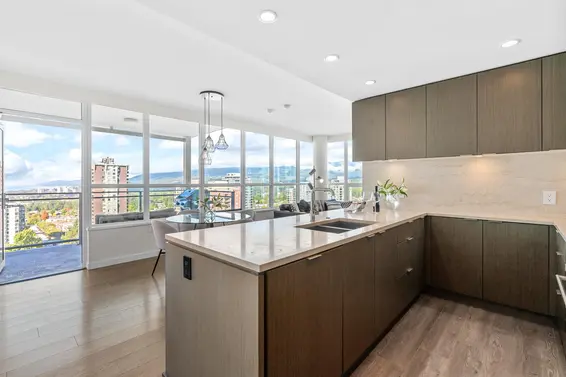 1507 125 East 14Th Street, North Vancouver