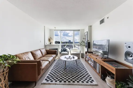 1002 188 East Esplanade, North Vancouver For Sale - image 3