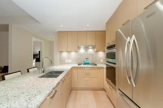 608 150 West 15th Street, North Vancouver For Sale - image 4