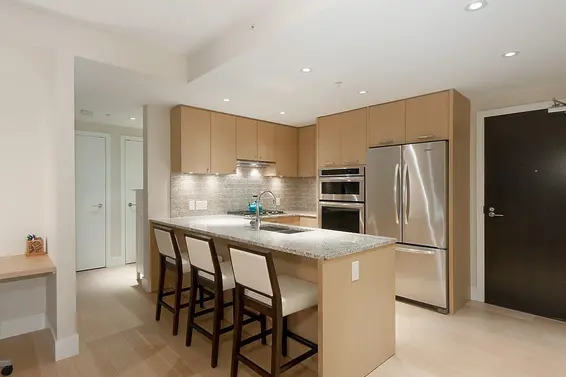 608 150 West 15th Street, North Vancouver For Sale - image 5