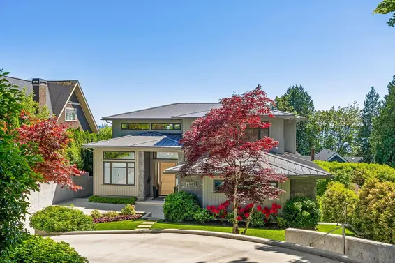2668 Haywood Avenue, West Vancouver For Sale - image 3