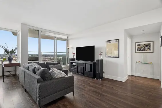 2303 1550 Fern Street, North Vancouver For Sale - image 6