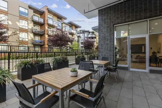 414 725 Marine Drive, North Vancouver For Sale - image 16