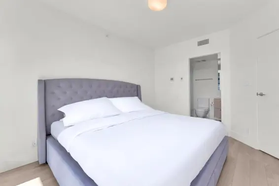 405 680 Seylynn Crescent, North Vancouver For Sale - image 10