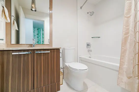 204 733 West 14Th Street, North Vancouver For Sale - image 21