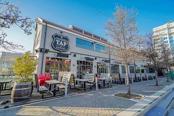 204 733 West 14Th Street, North Vancouver For Sale - image 36