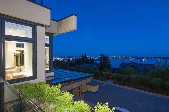 2551 Highgrove Mews, West Vancouver For Sale - image 2
