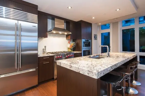 2551 Highgrove Mews, West Vancouver For Sale - image 5