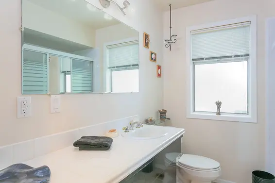40 Panorama Road, West Vancouver For Sale - image 9