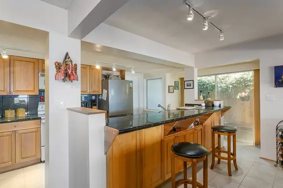 40 Panorama Road, West Vancouver For Sale - image 5