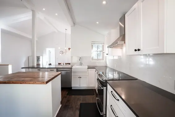 3015 Royal Avenue, North Vancouver For Sale - image 12