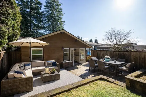 3015 Royal Avenue, North Vancouver For Sale - image 16