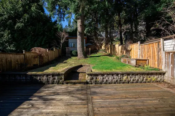 3015 Royal Avenue, North Vancouver For Sale - image 25