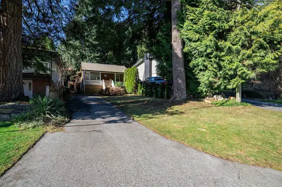 3015 Royal Avenue, North Vancouver For Sale - image 38