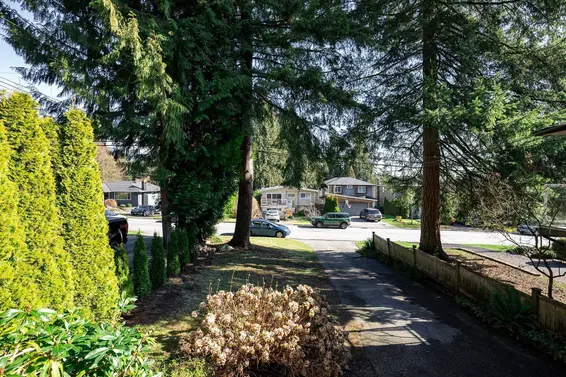 3015 Royal Avenue, North Vancouver For Sale - image 39