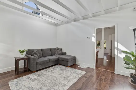 3015 Royal Avenue, North Vancouver For Sale - image 6