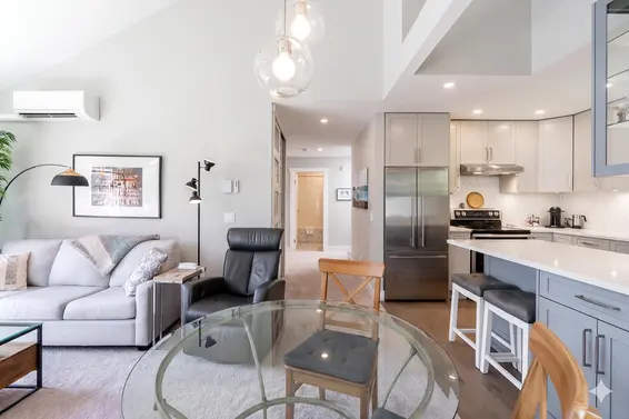 306 1535 Chesterfield Avenue, North Vancouver For Sale - image 13