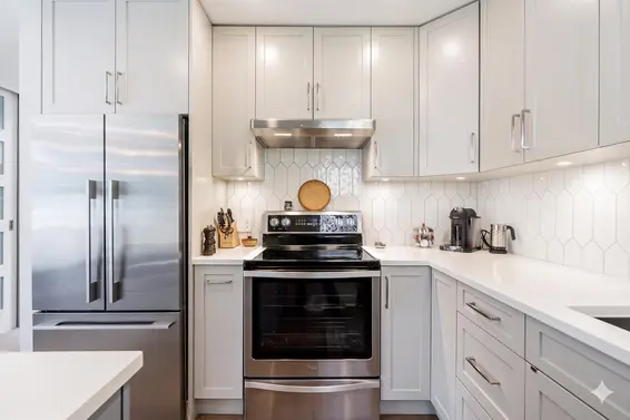 306 1535 Chesterfield Avenue, North Vancouver For Sale - image 4