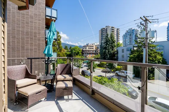 306 1535 Chesterfield Avenue, North Vancouver For Sale - image 9
