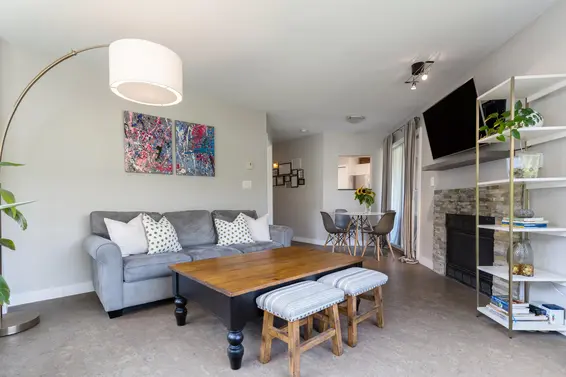 307 175 West 4Th Street, North Vancouver For Sale - image 2