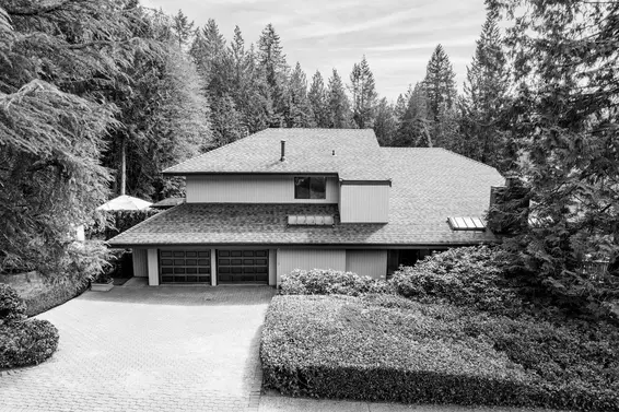 Sold // 5596 Huckleberry Lane
