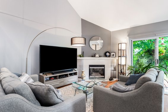 Just Listed // 21 650 Roche Point Drive