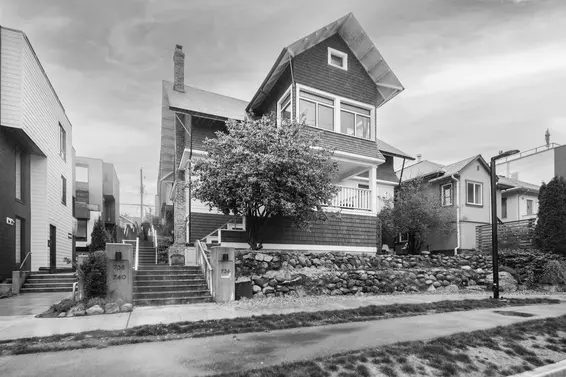 Sold // 736 E 3rd Street