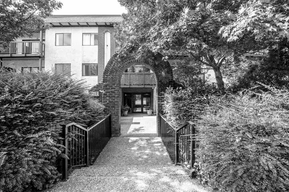 Sold // 306 211 W 3rd Street