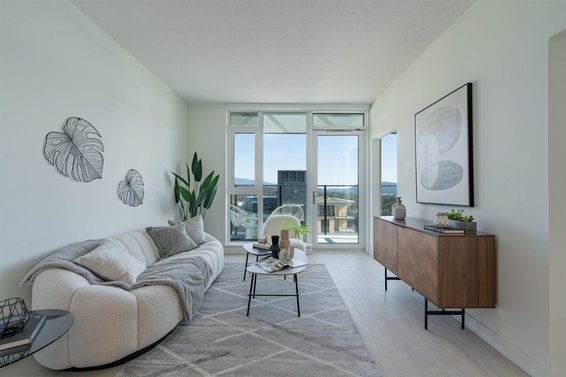 Hunter at Lynn Creek - First Look Inside